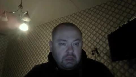 rob18997 online show from December 20, 3:08 pm