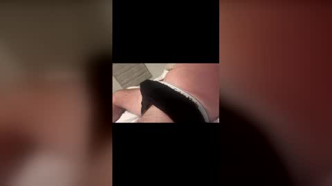 Snapshot of rob398367 chatting on February 18, 1:12 am rob398367 online show from February 18, 1:12 am