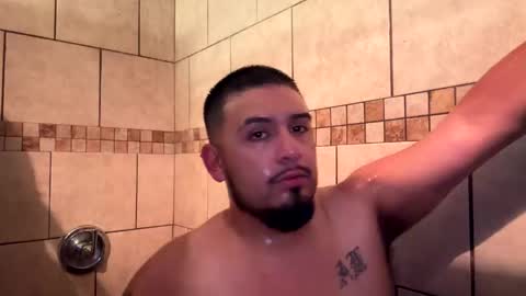Snapshot of robbb1095 chatting on May 5, 8:55 am Texasmade210 online show from May 5, 8:55 am