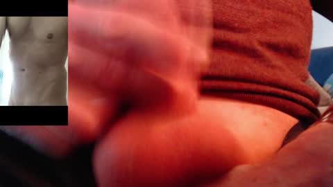 Snapshot of robby66_56 chatting on February 4, 10:34 pm robby66_56 online show from February 4, 10:34 pm