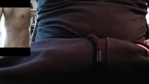 Snapshot of robby66_56 chatting on March 11, 7:15 am robby66_56 online show from March 11, 7:15 am