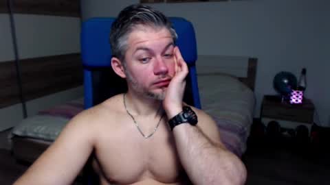 robbyshawz online show from February 11, 5:58 am