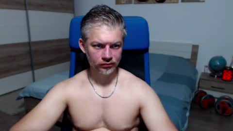 Snapshot of robbyshawz chatting on June 11, 4:10 am robbyshawz online show from June 11, 4:10 am
