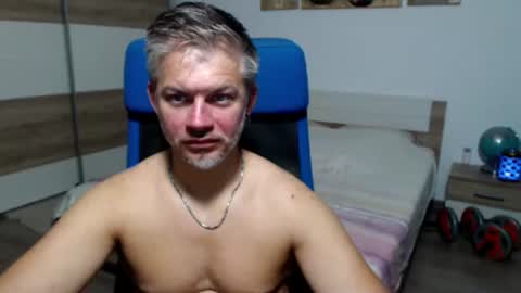 Snapshot of robbyshawz chatting on July 28, 11:39 am robbyshawz online show from July 28, 11:39 am