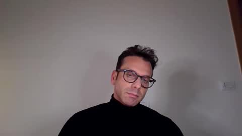 roberpierre_ho online show from March 30, 11:28 pm