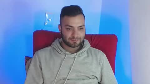 Snapshot of robert_leroy chatting on December 2, 7:58 am Stiven - online show from December 2, 7:58 am