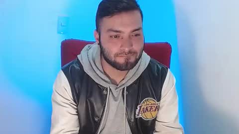Snapshot of robert_leroy chatting on December 23, 4:55 am Stiven - online show from December 23, 4:55 am