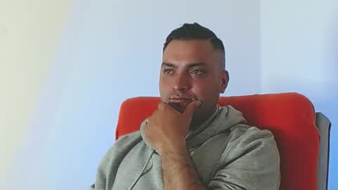 Stiven - online show from October 24, 9:22 pm