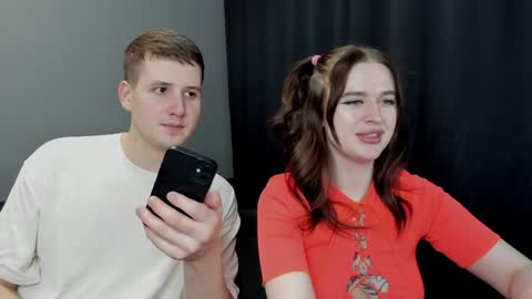 Lisa and Robert  i am online all days 900 am GMT3   online show from January 16, 11:58 am