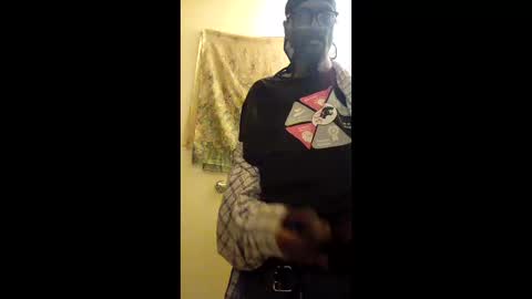 Snapshot of robertcoley515 chatting on May 10, 12:38 am robertcoley515 online show from May 10, 12:38 am
