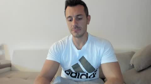 roberto4ever online show from May 7, 11:04 am