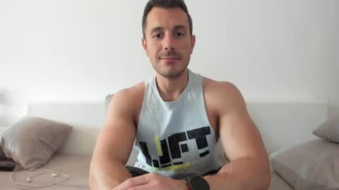 roberto4ever online show from June 1, 11:23 am