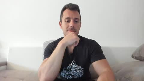 roberto4ever online show from June 4, 1:06 pm