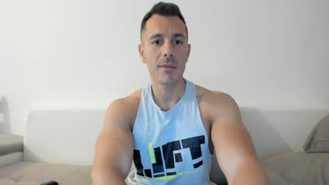 roberto4ever online show from June 7, 5:22 am