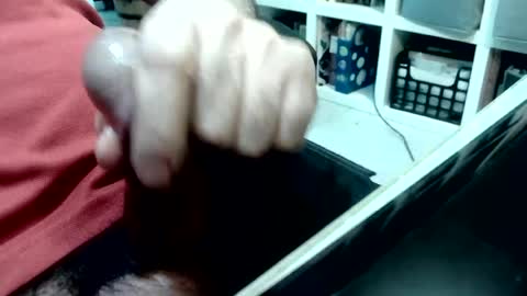 Snapshot of robertomx2014 chatting on July 7, 2:14 am robertomx2014 online show from July 7, 2:14 am