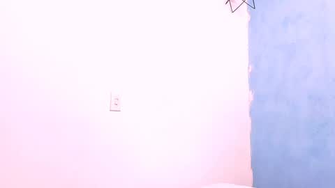 Roberts kloe online show from February 8, 6:01 pm