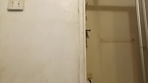 Snapshot of robertsaiz4200 chatting on December 3, 4:20 am robertsaiz4200 online show from December 3, 4:20 am