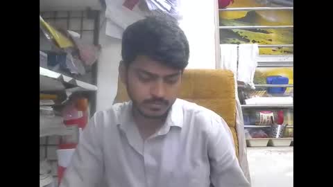 Snapshot of robertsalia220 chatting on February 18, 8:32 am Robertsalia online show from February 18, 8:32 am