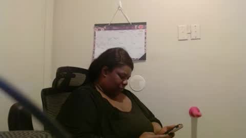 robertswhitney52 online show from January 12, 8:03 pm