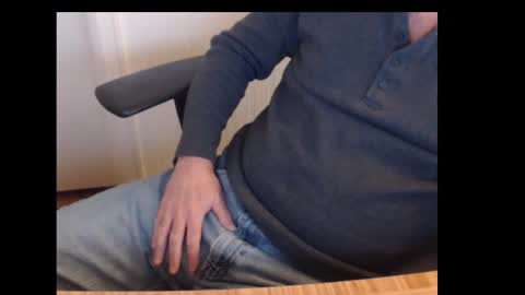 Snapshot of robidan6923 chatting on January 10, 7:00 pm robidan6923 online show from January 10, 7:00 pm