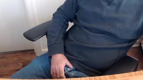 Snapshot of robidan6923 chatting on October 31, 2:51 pm robidan6923 online show from October 31, 2:51 pm