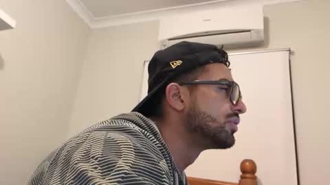 robin1036 online show from April 13, 2:11 pm