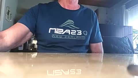 Snapshot of robke1966 chatting on April 10, 5:45 am robke1966 online show from April 10, 5:45 am