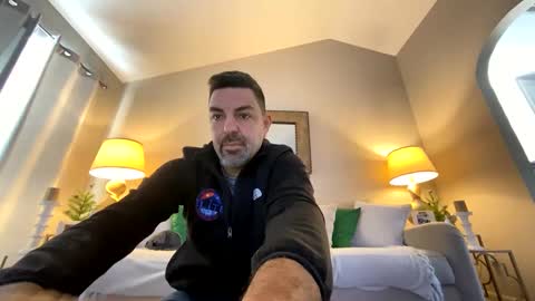 Snapshot of roblatino12 chatting on December 23, 6:16 pm roblatino12 online show from December 23, 6:16 pm