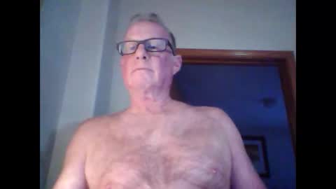 robo0000 online show from May 16, 12:18 am