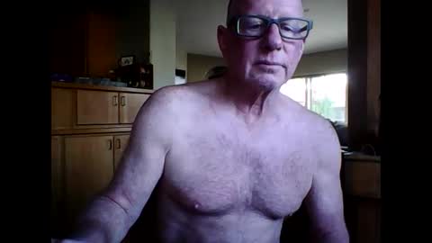 robo0000 online show from June 5, 12:06 am