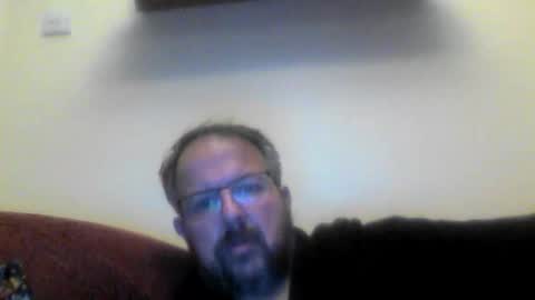 Snapshot of robxx32 chatting on December 4, 11:24 pm robxx32 online show from December 4, 11:24 pm