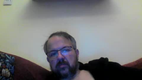 Snapshot of robxx32 chatting on December 16, 10:15 pm robxx32 online show from December 16, 10:15 pm