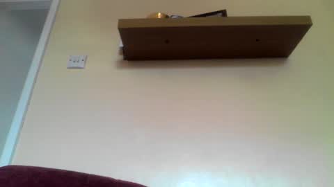 Snapshot of robxx32 chatting on May 6, 9:14 am robxx32 online show from May 6, 9:14 am