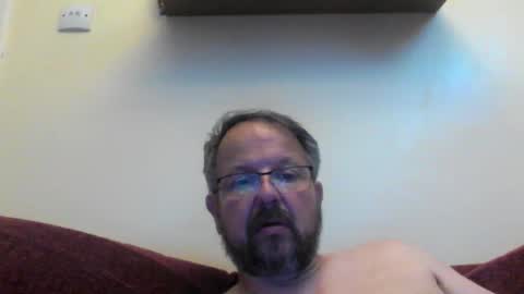 Snapshot of robxx32 chatting on May 22, 11:05 am robxx32 online show from May 22, 11:05 am