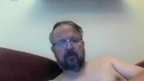 Snapshot of robxx32 chatting on June 5, 9:59 am robxx32 online show from June 5, 9:59 am