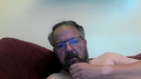 Snapshot of robxx32 chatting on June 13, 5:16 am robxx32 online show from June 13, 5:16 am