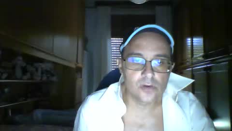 Snapshot of roby360 chatting on October 5, 11:30 am robertino online show from October 5, 11:30 am