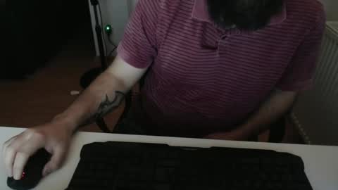 Snapshot of robzombi chatting on December 22, 5:32 pm Rockbart online show from December 22, 5:32 pm