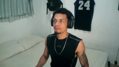 Rocco online show from November 5, 1:22 pm