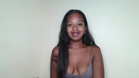 Snapshot of rochellinah chatting on May 14, 12:23 pm rochellinah online show from May 14, 12:23 pm