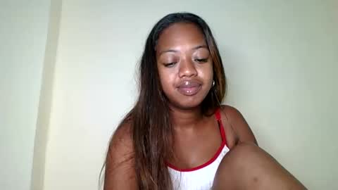 Snapshot of rochellinah chatting on May 27, 1:57 am rochellinah online show from May 27, 1:57 am