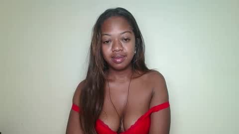 Snapshot of rochellinah chatting on May 29, 12:19 am rochellinah online show from May 29, 12:19 am