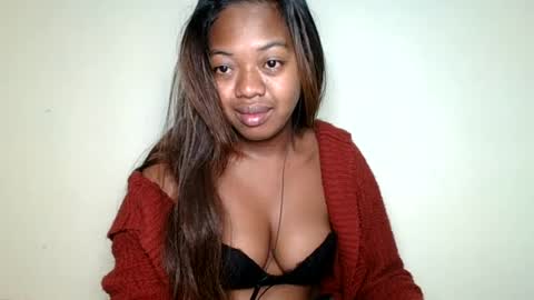 Snapshot of rochellinah chatting on July 2, 10:49 pm rochellinah online show from July 2, 10:49 pm