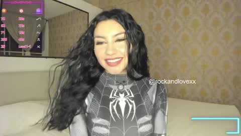 Samantha Estephania  online show from April 26, 3:15 am