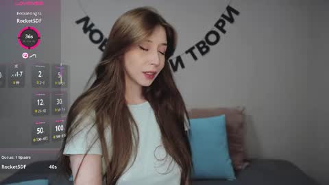 Snapshot of rocketsgirl chatting on June 17, 7:22 am rocketsgirl online show from June 17, 7:22 am