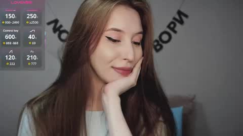 Snapshot of rocketsgirl chatting on August 4, 5:54 am rocketsgirl online show from August 4, 5:54 am