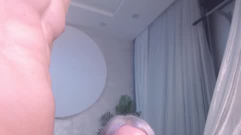 Snapshot of rockstarsgames chatting on November 28, 6:38 am Lina and Den online show from November 28, 6:38 am