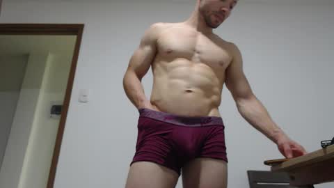 rocky muscle online show from March 19, 4:16 am