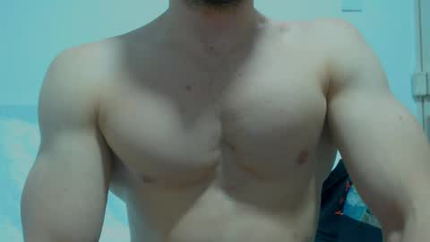 Snapshot of rocky_muscle chatting on May 3, 3:56 am rocky muscle online show from May 3, 3:56 am