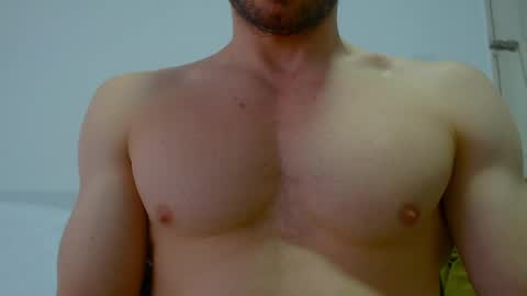 Snapshot of rocky_muscle chatting on May 3, 4:57 pm rocky muscle online show from May 3, 4:57 pm
